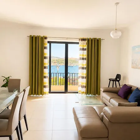 Apartament The Heaven - Sea View 2 *